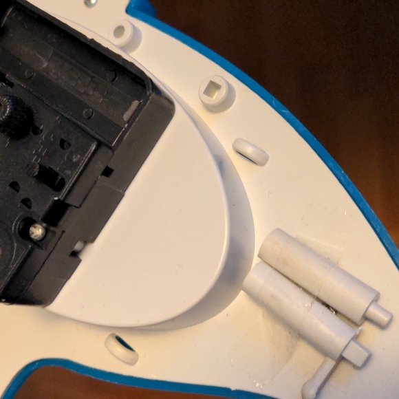 ❤️ Dolphin Clock Battery operated - Picture 5 of 7